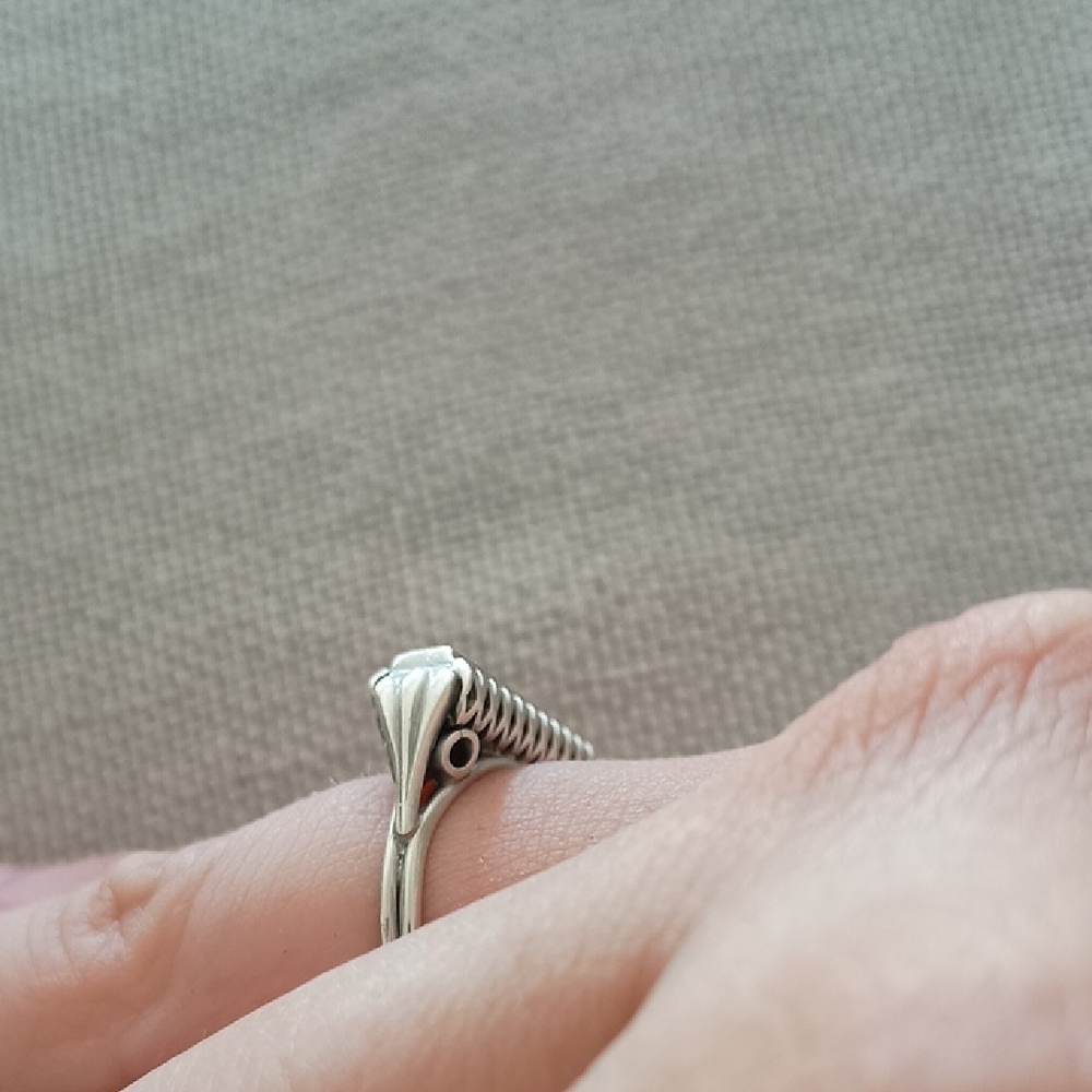Vintage Silver Geometric Ring - Picture 4 of 4
